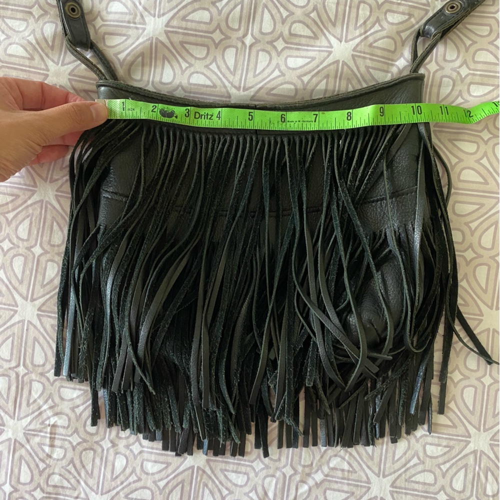 McFadin black leather fringe crossbody purse - Picture 5 of 9